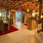 Am Park Hotel 4*