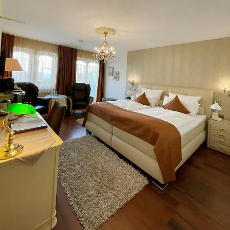 Szálloda Am Park 4*