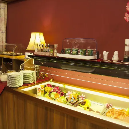 Am Park باد سفيشنآن